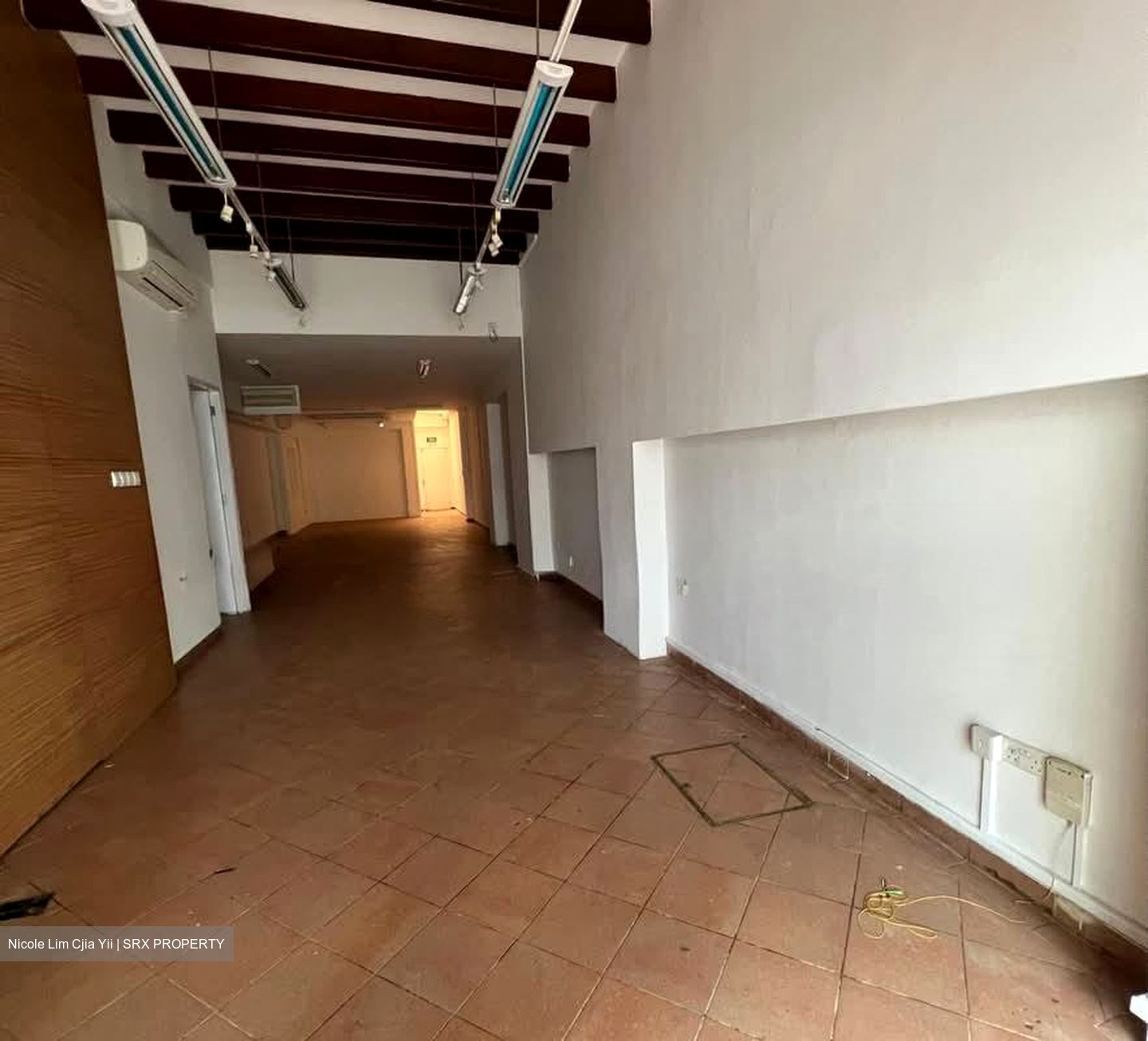 Telok Ayer Conservation Area (D1), Retail #592832571